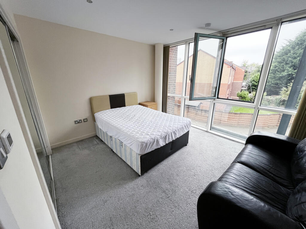 3 Canal Square, Birmingham City Centre, Birmingham, B16 8FL